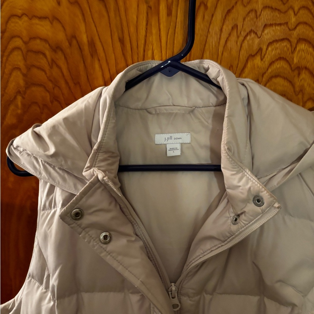 J. Jill Hooded Quilted Puffer Vest in Light Beige - Picture 3 of 4